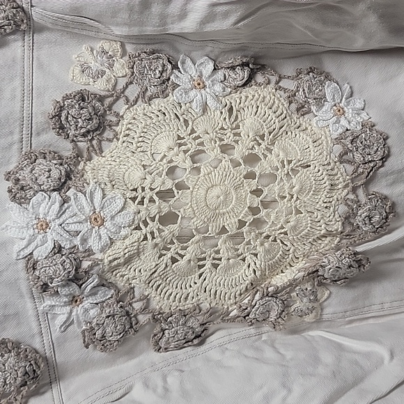 Free people STUNNING 😍 Crochet and denim jacket Staple piece!! ✨️ - Picture 8 of 8